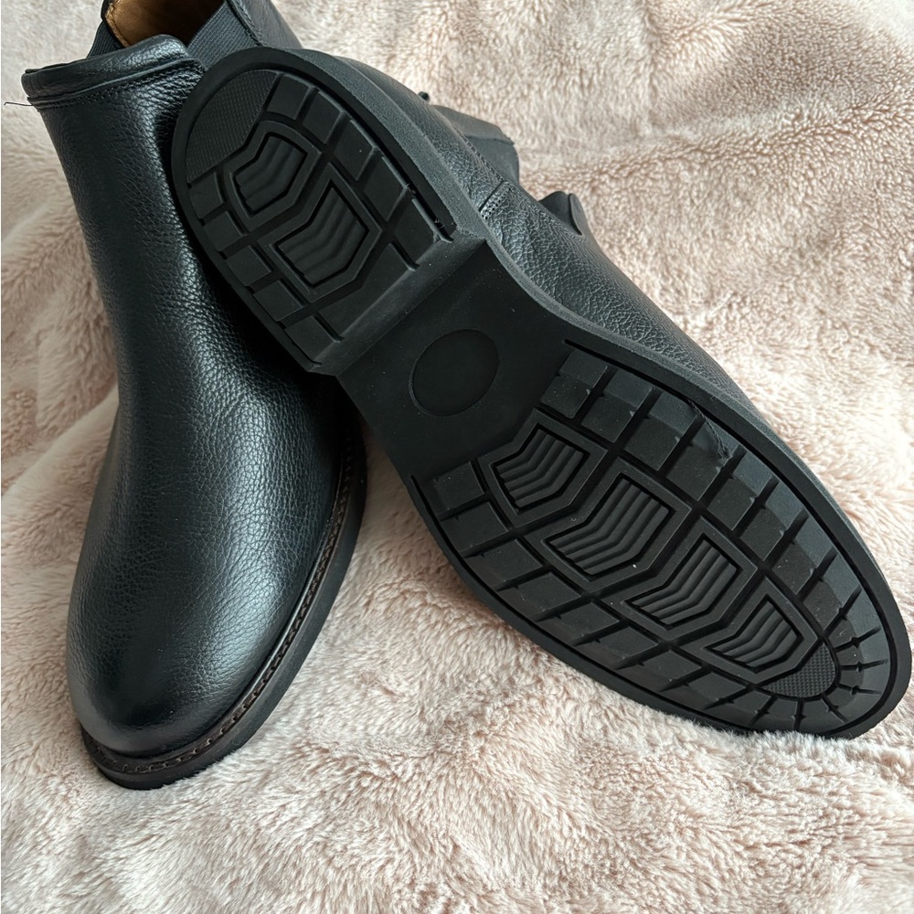 Marc Joseph Men's Black Pebbled Leather Boots - Picture 2 of 3